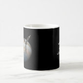 Juno-Raumsonde auf dem Planeten Jupiter Kaffeetasse (Mittel)