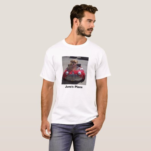 Junos Platz-Rot-Auto T-Shirt (Vorne ganz)