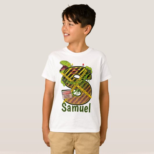 Jurassic Alphabet | Individuelle Name des Anfangss T-Shirt (Vorne ganz)