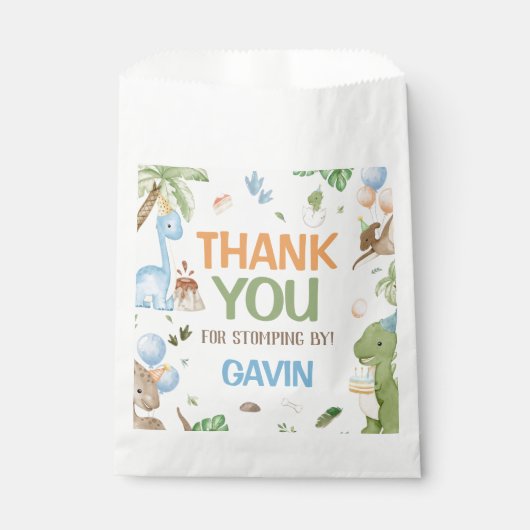 Jurassic Cute Dinosaur Birthday Party Geschenktütchen (Vorderseite)