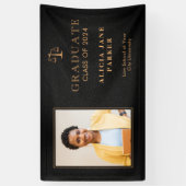 Jurastudentin mit schwarzem Gold Abschluss Banner (Vertikal)