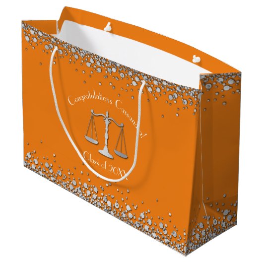 Juristenakademie Silver Orange Große Geschenktüte (Rückseite Schrägansicht)