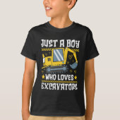 Just a Boy Who Loves Excavators –Kids Construction T-Shirt (Vorderseite)