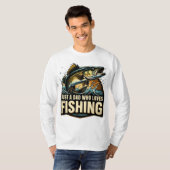Just a Dad Who Loves Fishing Shirt (Vorne ganz)