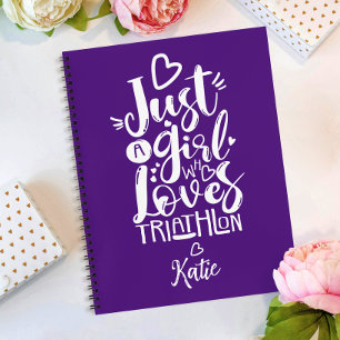 Just A Girl Triathlon Liebe Spaß Lila White Script Notizblock