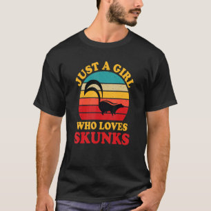 Just A Girl Who Lieben Skunks Vintag Retro Skunk G T-Shirt