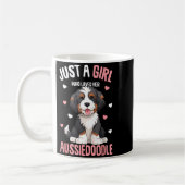 Just A Girl Who Loves Her Aussiedoodle Aussie Dood Kaffeetasse (Links)