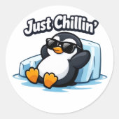 JUST CHILLING PINGUIN Throw Pillow Runder Aufkleber (Vorderseite)