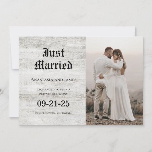 Just heiratete Rustic Bleached Wood Foto Hochzeit Ankündigung (Vorderseite)