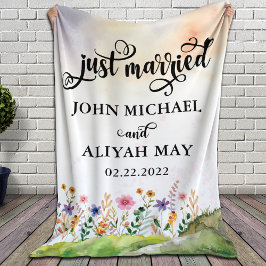 Just Married Blanket mit Watercolor Wilde Blume Fleecedecke