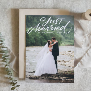 Just Married Brush Moderne kalligraphische Hochzei Ankündigung