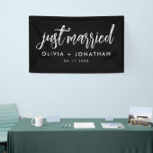 Just Married Calligraphy Script Wedding Banner (Messeveranstaltung)