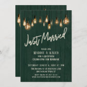 Just Married Dark Green Wood Edison Lights Einladung (Vorne/Hinten)
