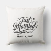 Just Married Decorative Throw Pillow with Wedding Kissen (Rückseite)