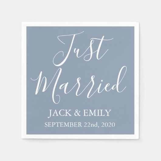 Just Married Dusty Blue und White Napkins Serviette (Vorderseite)