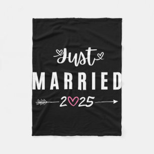 Just Married Est 2025 Flitterwochen Hochzeitspaare Fleecedecke