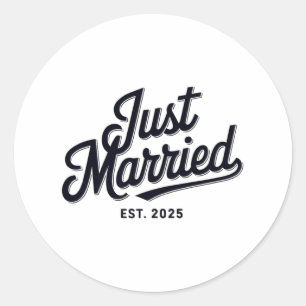 Just Married Est 2025 Wedding Ehefrau Mr &amp; Mrs Runder Aufkleber