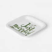 Just Married Hunter Green Pappteller (Gewinkelt)