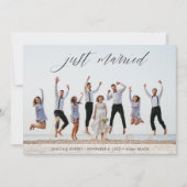 Just Married Modern Calligraphy Foto Wedding Ankündigung (Vorderseite)