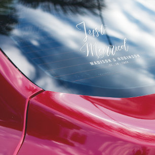 Just Married Modern Script Limited Edition Car Fensteraufkleber