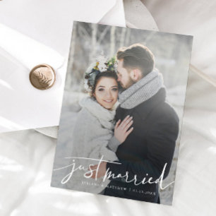 Just Married Modern Script Wedding Foto Ankündigung