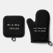 Just Married Mr. & Mrs. | Hochzeitsmonogramm Ofenhandschuh & Topflappen-Set (Vorderseite)