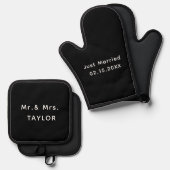 Just Married Mr. & Mrs. | Hochzeitsmonogramm Ofenhandschuh & Topflappen-Set (Vorderseite/Rückseite)