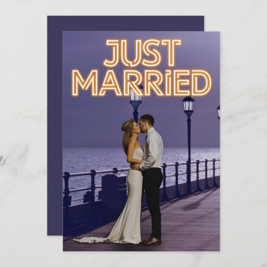Just Married Neon Lights Wedding Foto Ankündigung (Vorne/Hinten)