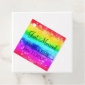Just Married Rainbow Colors Geschenkanhänger (Beispiel)