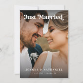 Just Married Retro Script Ehe Ankündigung (Vorderseite)