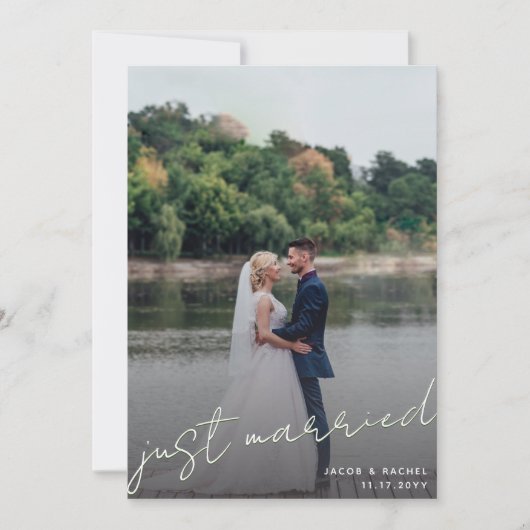 Just Married Script Overlay Green Foto Wedding Ankündigung (Vorderseite)