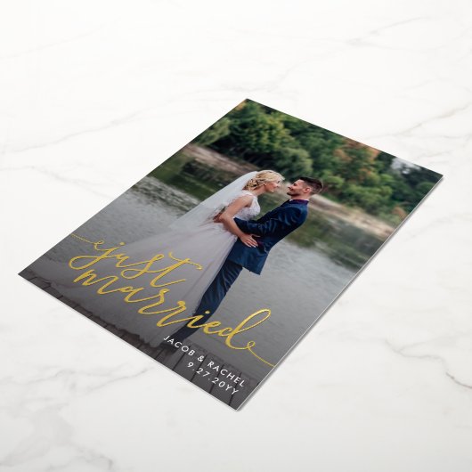 Just Married Script Overlay Hochzeitsankündigung Folieneinladung (Gedreht)