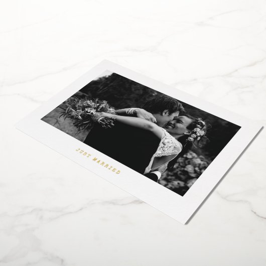 Just Married Simple Foil Foto Ankündigung (Gedreht)