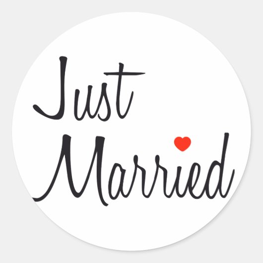 Just Married (Skript mit rotem Herzen) Runder Aufkleber (Vorderseite)