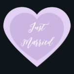 Just Married Sticker<br><div class="desc">Just Married heart Aufkleber wird in einem doppelten Herzdesign gezeigt. Lila und Lavendel</div>