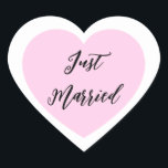 Just Married Sticker<br><div class="desc">Just Married heart Aufkleber wird in einem doppelten Herzdesign gezeigt. Farblicht Pink</div>