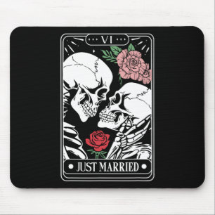 Just Married Tarot Card Halloween Skeleton Couple Mousepad