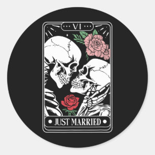 Just Married Tarot Card Halloween Skeleton Couple Runder Aufkleber