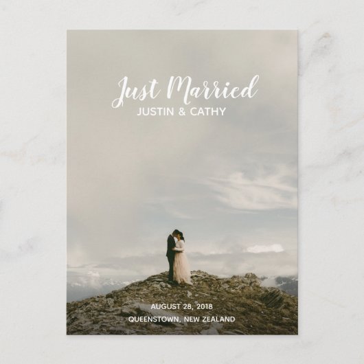 Just Married Wedding Announcement Modernes Elegant Postkarte (Vorderseite)