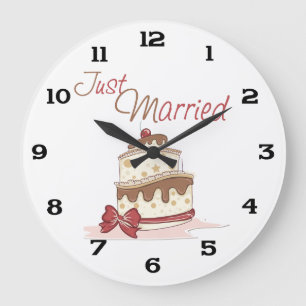 Just Married Wedding Cake Große Wanduhr