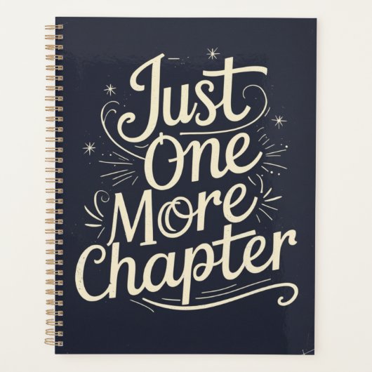 Just One More Chapter – Book Lover Reading Planer (Vorderseite)