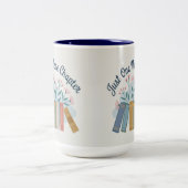 Just One More Chapter Two Tone Mug Zweifarbige Tasse (Mittel)