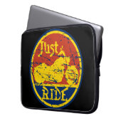 Just Ride Motorräder rot blau und gelb Laptopschutzhülle (Vorderseite Links)