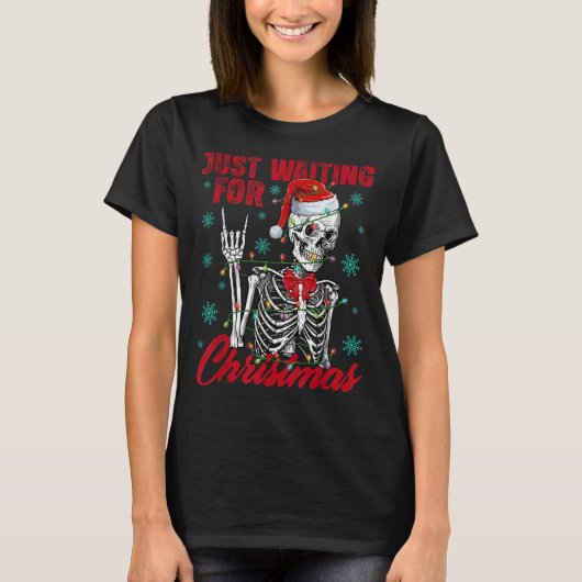 Just Waiting For Christmas Skeleton Rock Hand Sign T-Shirt (Vorderseite)