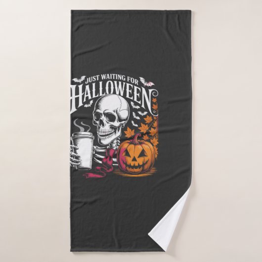 Just Waiting For Halloween Badehandtuch (Badehandtuch)