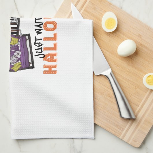 Just Waiting Halloween Fall Vibes Geschirrtuch (Viertel Falte)