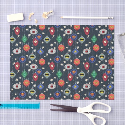 Justice League Holiday Bauble Pattern Seidenpapier (Handwerk)