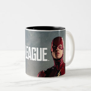 Justice League   The Flash auf dem Schlachtfeld Zweifarbige Tasse