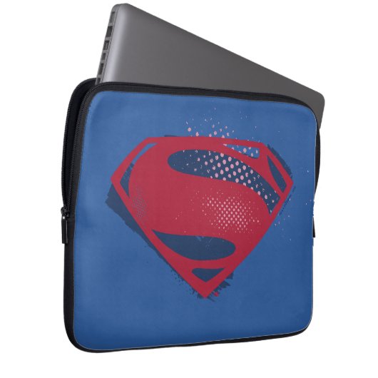 Justizielle Liga | Brush & Halftone Superman Symbo Laptopschutzhülle (Vorne Rechts)