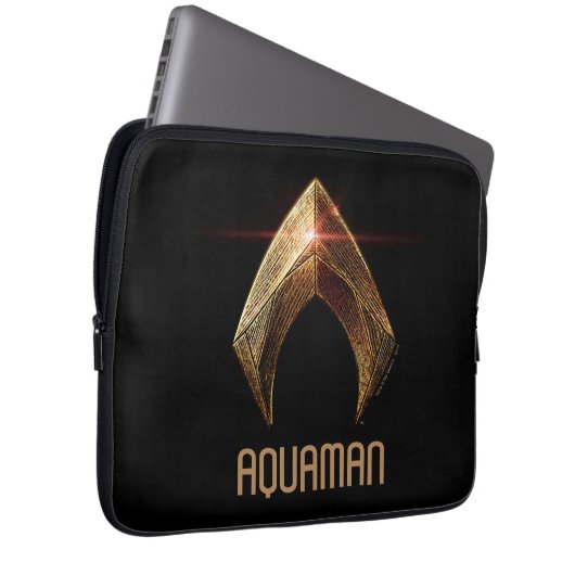 Justizielle Liga | Metallisches Aquaman-Symbol Laptopschutzhülle (Vorne Rechts)